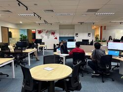 Zhongshan Mall (D12), Office #575688051